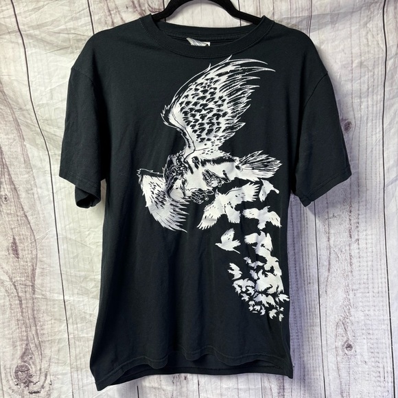 Vintage hawk bird graphic tee short sleeve top Medium - Picture 1 of 6
